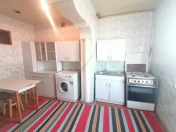 İcarəyə verilir 3 otaqlı 75 m2 köhnə tikili 7 mkr