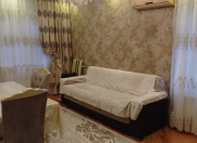 Satılır 2 otaqlı 60 m2 köhnə tikili 7 mkr