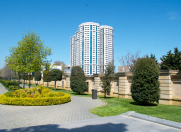 Satılır 1 otaqlı 60 m2 yeni tikili Elmlər Akademiyası m.