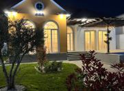 Satılır 4 otaqlı 170 m2 bağ evi Şüvəlan Park ticarət mərkəzi