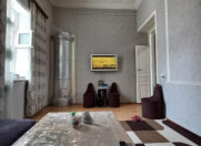 Satılır 3 otaqlı 60 m2 köhnə tikili AF Business House