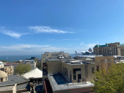 İcarəyə verilir 3 otaqlı 130 m2 yeni tikili İçəri Şəhər m.