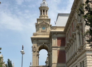 İcarəyə verilir 3 otaqlı 120 m2 köhnə tikili İçəri Şəhər m.