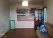 Satılır 1 otaqlı 40 m2 köhnə tikili Nizami m.