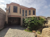 Satılır 7 otaqlı 240 m2 həyət evi Binəqədi