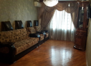 Satılır 4 otaqlı 140 m2 köhnə tikili Həzi Aslanov m.