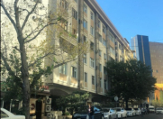 İcarəyə verilir 3 otaqlı 100 m2 köhnə tikili 28 May m.