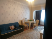 Satılır 3 otaqlı 80 m2 köhnə tikili 4 mkr