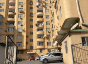 Satılır 3 otaqlı 110 m2 köhnə tikili 6 mkr