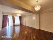 Satılır 4 otaqlı 172 m2 yeni tikili Nəriman Nərimanov m.