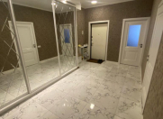 Satılır 2 otaqlı 100 m2 yeni tikili Qaraçuxur