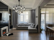 Satılır 3 otaqlı 120 m2 yeni tikili İnşaat Universiteti