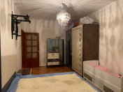 Satılır 4 otaqlı 110 m2 köhnə tikili 9 mkr