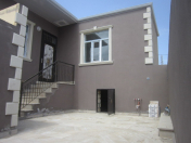 Satılır 3 otaqlı 100 m2 həyət evi Binəqədi