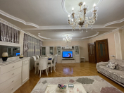 Satılır 5 otaqlı 110 m2 köhnə tikili Bakıxanov