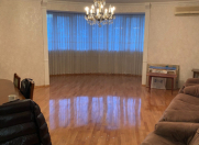 Satılır 3 otaqlı 110 m2 köhnə tikili Səməd Vurğun parkı