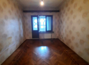 Satılır 3 otaqlı 80 m2 köhnə tikili 8 mkr