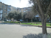 İcarəyə verilir 3 otaqlı 80 m2 köhnə tikili İnşaatçılar m.