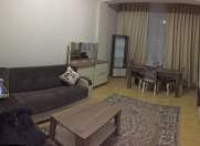 İcarəyə verilir 2 otaqlı 60 m2 köhnə tikili Gənclik m.