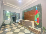 İcarəyə verilir 3 otaqlı 136.1 m2 yeni tikili Nizami m.