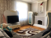 İcarəyə verilir 3 otaqlı 128 m2 köhnə tikili Nizami m.