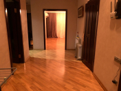 İcarəyə verilir 3 otaqlı 135 m2 yeni tikili Qara Qarayev m.