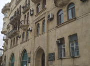 Satılır 3 otaqlı 100 m2 köhnə tikili İçəri Şəhər m.