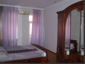 İcarəyə verilir 5 otaqlı 250 m2 yeni tikili Gənclik m.