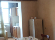 İcarəyə verilir 2 otaqlı 45 m2 köhnə tikili Qara Qarayev m.