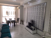 İcarəyə verilir 3 otaqlı 90 m2 yeni tikili Bakıxanov