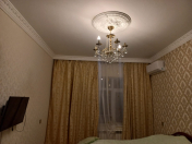 Satılır 4 otaqlı 120 m2 köhnə tikili Həzi Aslanov m.