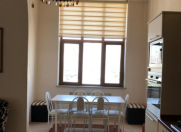 Satılır 3 otaqlı 130 m2 yeni tikili Sahil m.