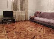 Satılır 5 otaqlı 120 m2 köhnə tikili Y.Günəşli