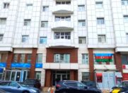 Satılır 4 otaqlı 175 m2 yeni tikili Elmlər Akademiyası m.