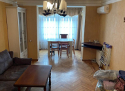 İcarəyə verilir 3 otaqlı 80 m2 köhnə tikili İnşaatçılar m.