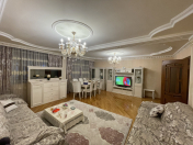 Satılır 5 otaqlı 110 m2 köhnə tikili Bakıxanov