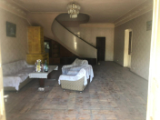 Satılır 8 otaqlı 400 m2 köhnə tikili Naxçıvan