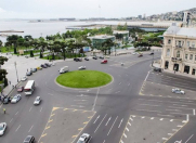 İcarəyə verilir 4 otaqlı 130 m2 köhnə tikili İçəri Şəhər