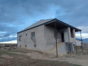 Satılır 4 otaqlı 100 m2 həyət evi Güzdək