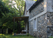 İcarəyə verilir 2 otaqlı 60 m2 həyət evi Zaqatala