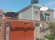Satılır 3 otaqlı 2.1 m2 həyət evi Biləcəri