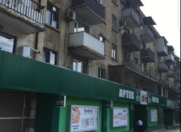 Satılır 1 otaqlı 35 m2 köhnə tikili Elmlər Akademiyası m.