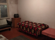 İcarəyə verilir 1 otaqlı 29 m2 köhnə tikili Nəsimi r.