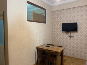 Satılır 1 otaqlı 35 m2 yeni tikili Qara Qarayev m.