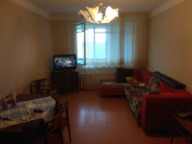 Satılır 3 otaqlı 80 m2 köhnə tikili Badamdar