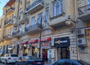 İcarəyə verilir 6 otaqlı 150 m2 ofis 28 May m.