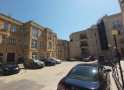 İcarəyə verilir 3 otaqlı 72 m2 ofis İçəri Şəhər m.