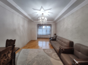 Satılır 3 otaqlı 80 m2 köhnə tikili 8 km