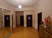 Satılır 3 otaqlı 132 m2 yeni tikili Bayıl