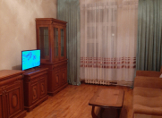 İcarəyə verilir 2 otaqlı 60 m2 köhnə tikili Fəvvarələr meydanı